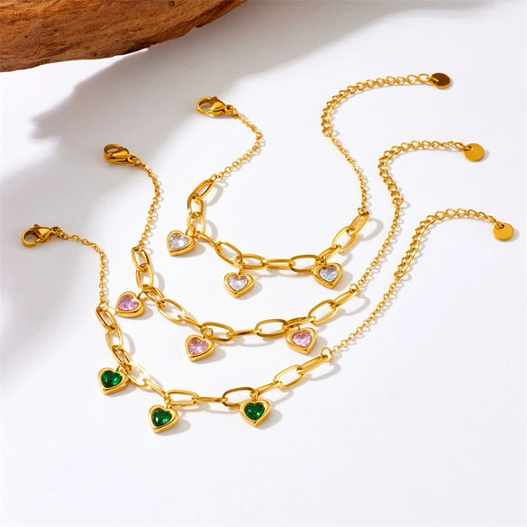 Retro Gold Plated Love Pendant Titanium Steel Chain Bracelet For Women With Electroplating Treatment