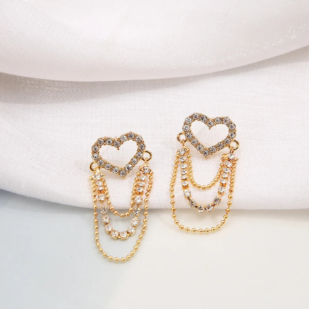 Retro Heart Shape Alloy Plating Rhinestone Drop Earrings