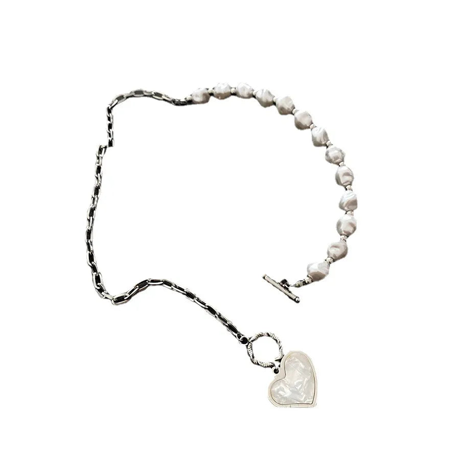 Wholesale Jewelry Retro Heart Shape Imitation Pearl Titanium Steel Shell Silver Plated Necklace