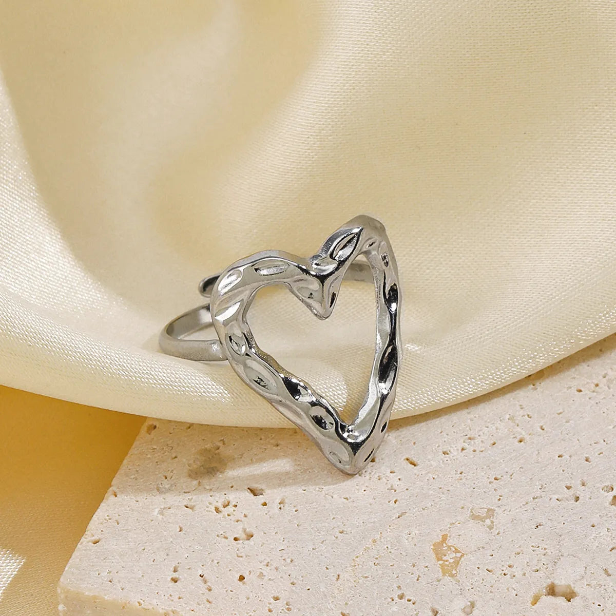 Retro Heart Shape Stainless Steel Plating 18k Gold Plated Open Rings