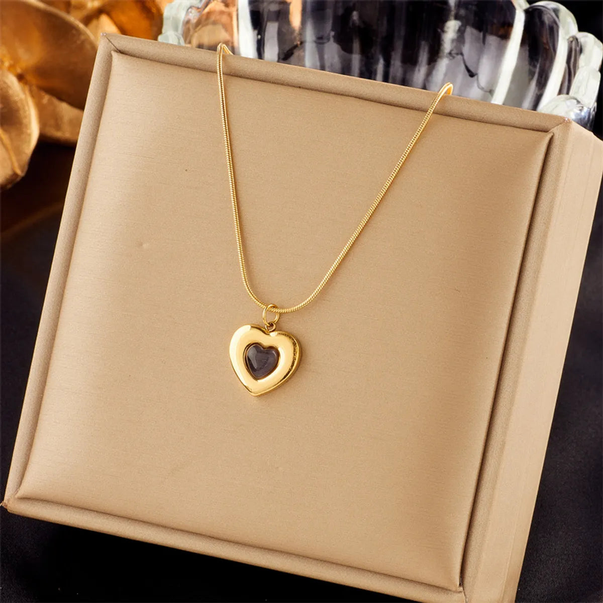 Retro Heart Shape Titanium Steel Plating Inlay Opal 18k Gold Plated Pendant Necklace