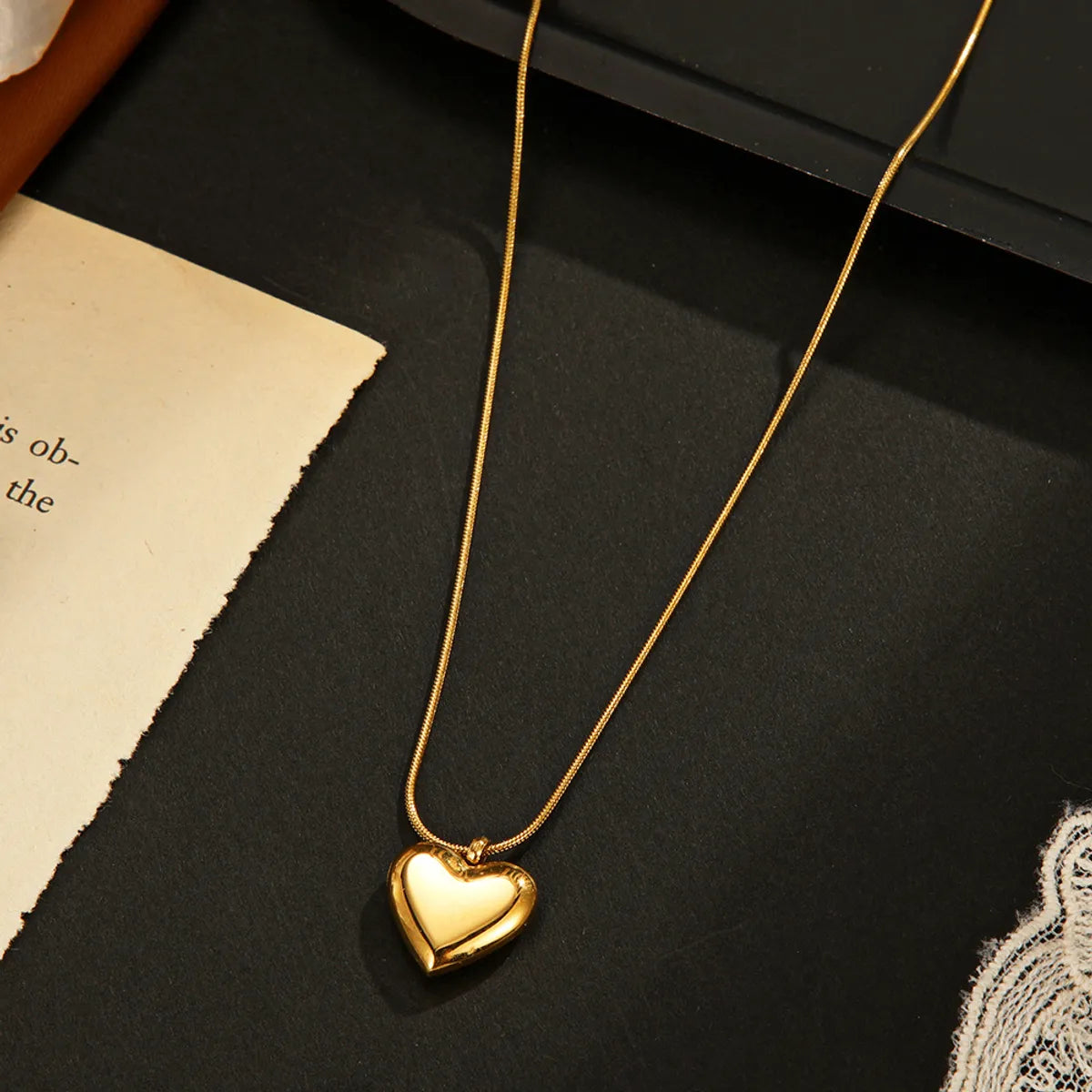 Retro Heart Shape Titanium Steel Plating Necklace 1 Piece