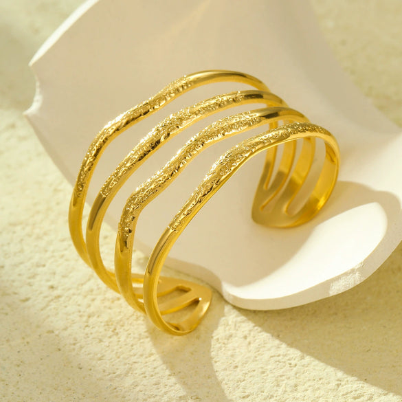 Retro Highgrade Stainless Steel And Titanium Steel Electroplating Bracelet Jewelry