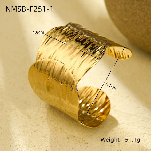 Retro Highgrade Stainless Steel And Titanium Steel Electroplating Bracelet Jewelry