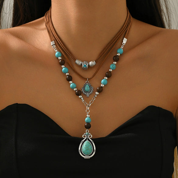 Retro Imitation Turquoise Bull Head Geometric Beaded Necklace Set With Woven Chain And Alloy Pendant