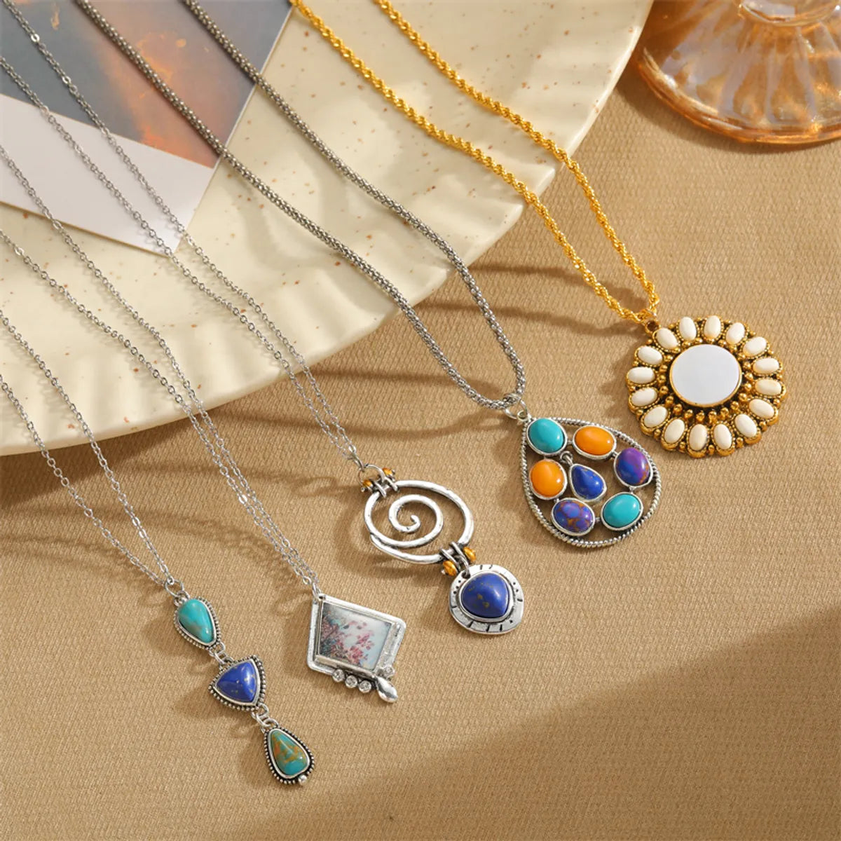 Retro Irregular Water Droplets Flower Alloy Hollow Out Inlay Acrylic Natural Stone Women's Pendant Necklace