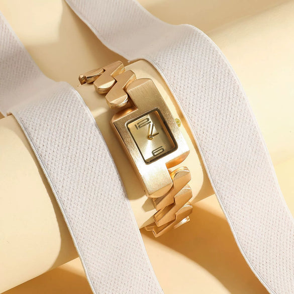 Retro Jewelry Alloy And Foot Gold Square Shaped Bracelet For Women
