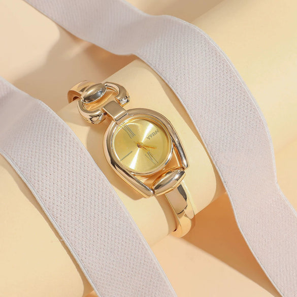 Retro Jewelry Alloy And Foot Gold Square Shaped Bracelet For Women