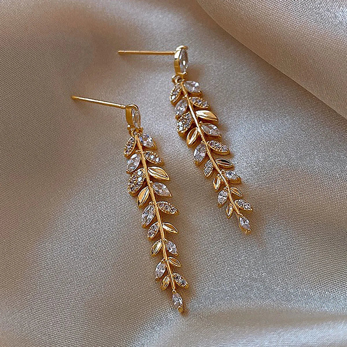 Retro Leaf Metal Rhinestone Tassel Earrings Wholesale Gooddiy