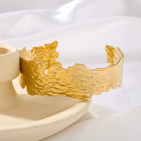 Retro Leaf Texture Irregular Opening Titanium Steel And Stainless Steel 18K Gold Plated Bracelet Jewelry