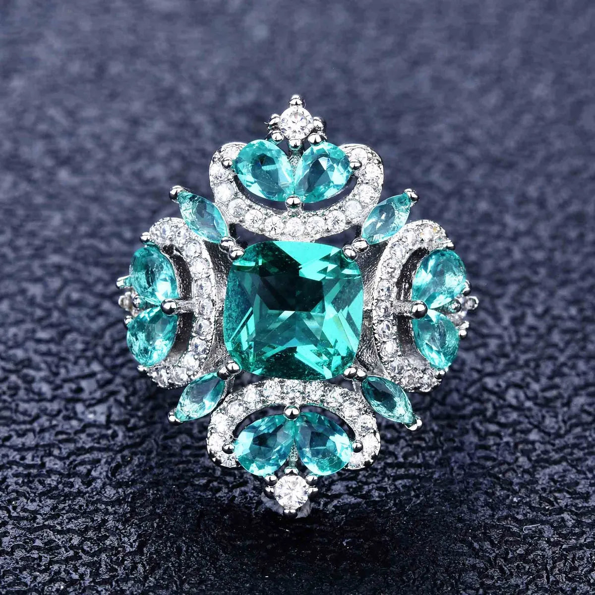 Retro Micro-embellished Diamond Imitation Natural Paraiba Green Diamond Copper Ring