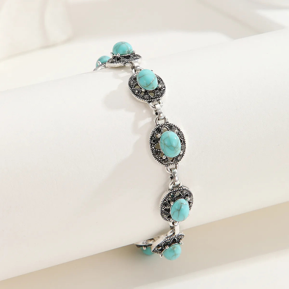 Retro Modern Style Oval Turquoise Alloy Wholesale Bracelets