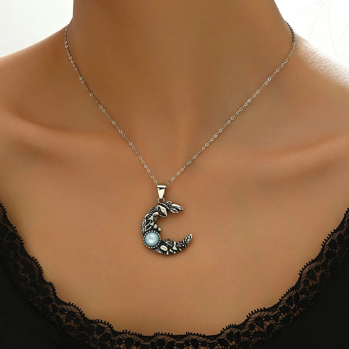 Retro Moon Alloy Zinc Wholesale Pendant Necklace