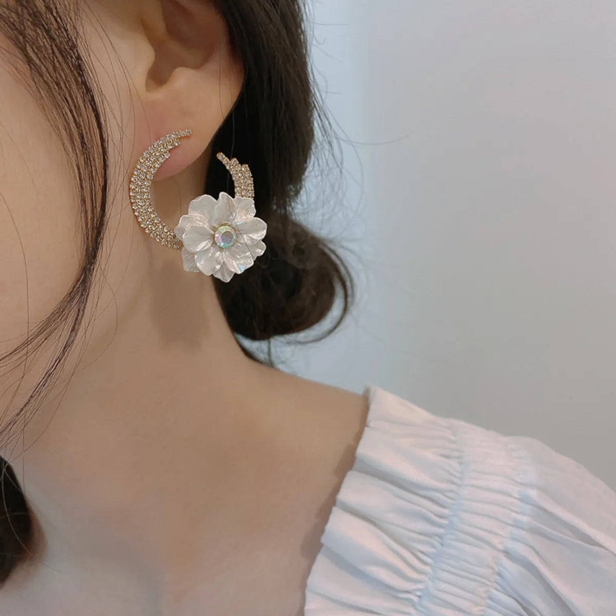 Retro Moon Flower Rhinestone Earrings