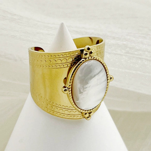 Retro Niche Open Design Oval Fritillaria Stainless Steel Electroplated Embossed Ring