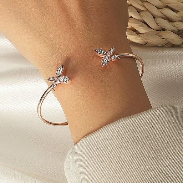 Retro Open Rhinestone Butterfly Bracelet Alloy Geometric Electroplated Jewelry For Women