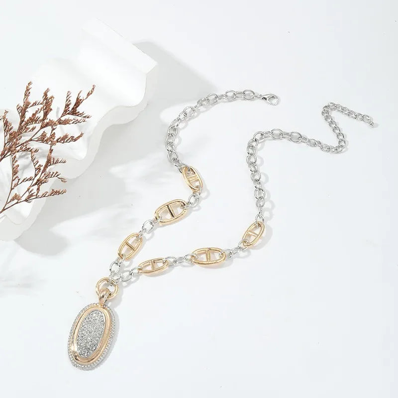 Retro Oval Alloy Wholesale Pendant Necklace