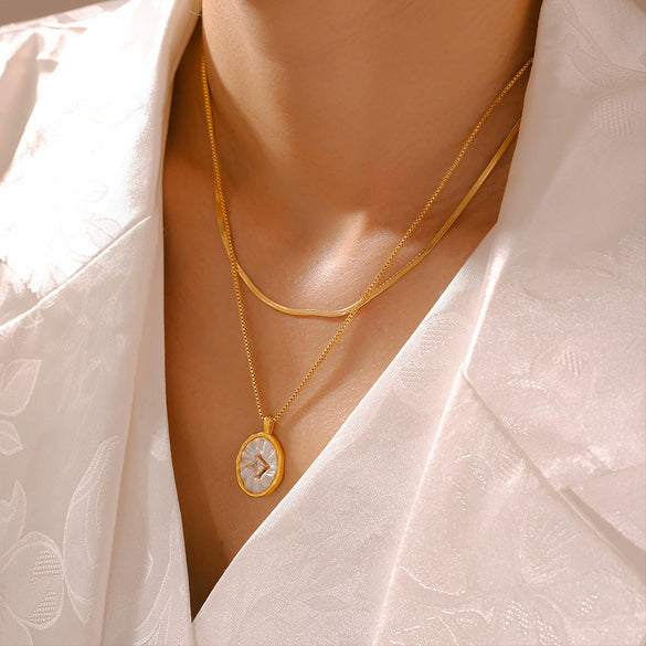Retro Oval Fritillaria Set Zircon Titanium Steel Pendant And Clavicle Chain Plated With 18K True Gold In Geometric Pattern For Women