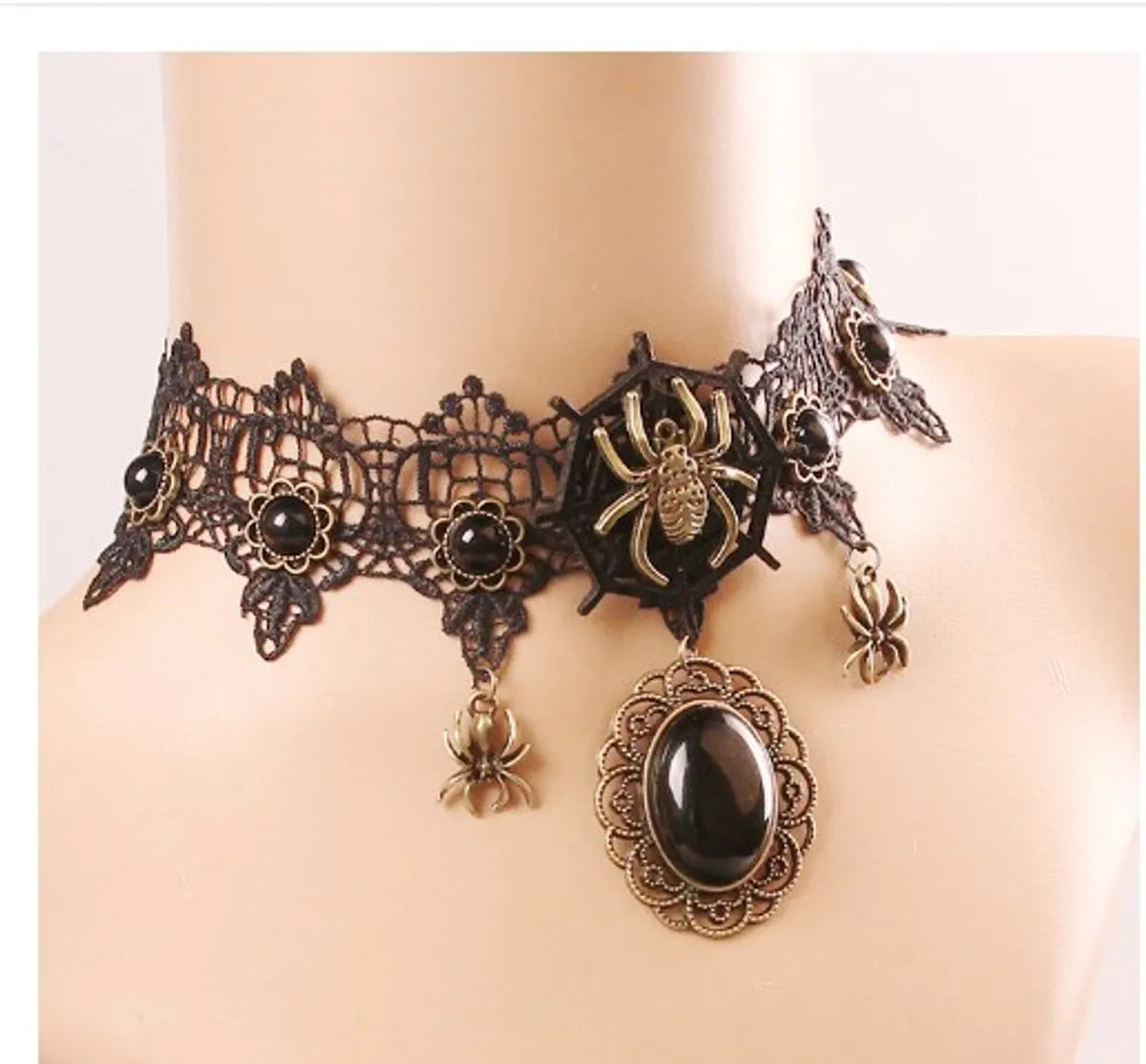 Retro Oval Spider Pu Leather Alloy Lace Inlay Artificial Gemstones Halloween Women'S Choker