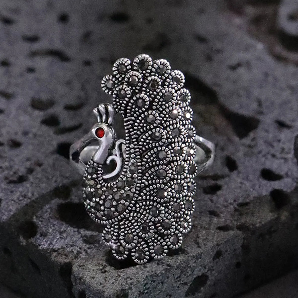 Antique Silver Retro Peacock Inlay Zircon Rings