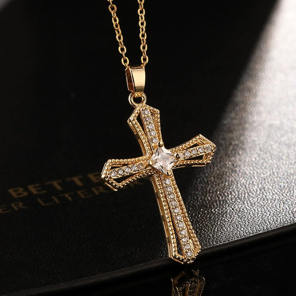 Retro Punk Cross Copper Geometric Pendant Necklace With Electroplating O Subchain For Unisex