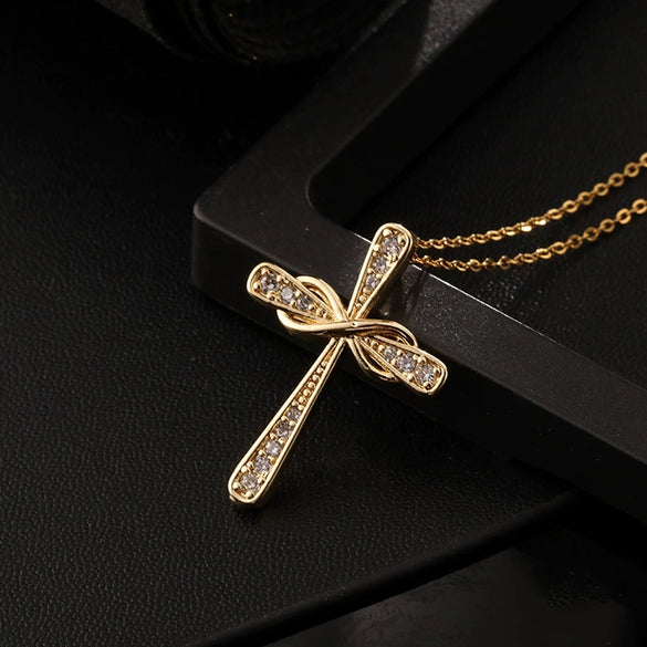 Retro Punk Cross Copper Geometric Pendant Necklace With Electroplating O Subchain For Unisex