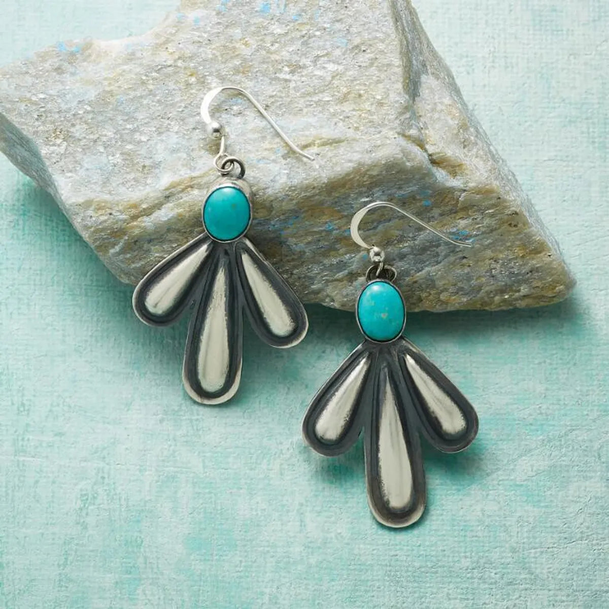 Retro Round Alloy Inlay Turquoise Women's Drop Earrings