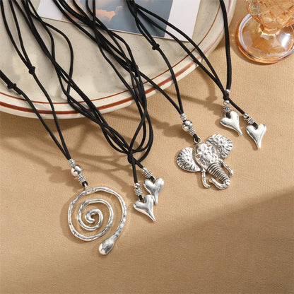 Retro Round Alloy Plating Silver Plated Women'S Pendant Necklace