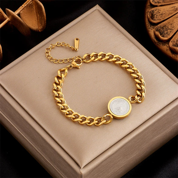 Retro Round Card Carving Queen Portrait Titanium Steel Connection Chain Bracelet With Geometric Pattern And Electroplating