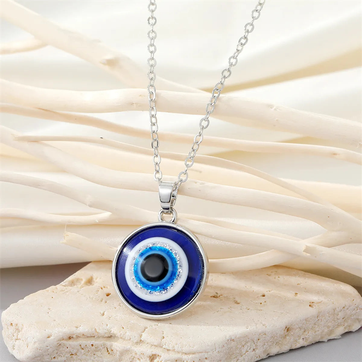 European Cross-Border Sold Jewelry Retro Simple More Sizes Devil'S Eye Necklace Round Blue Eyes Clavicle Chain Female