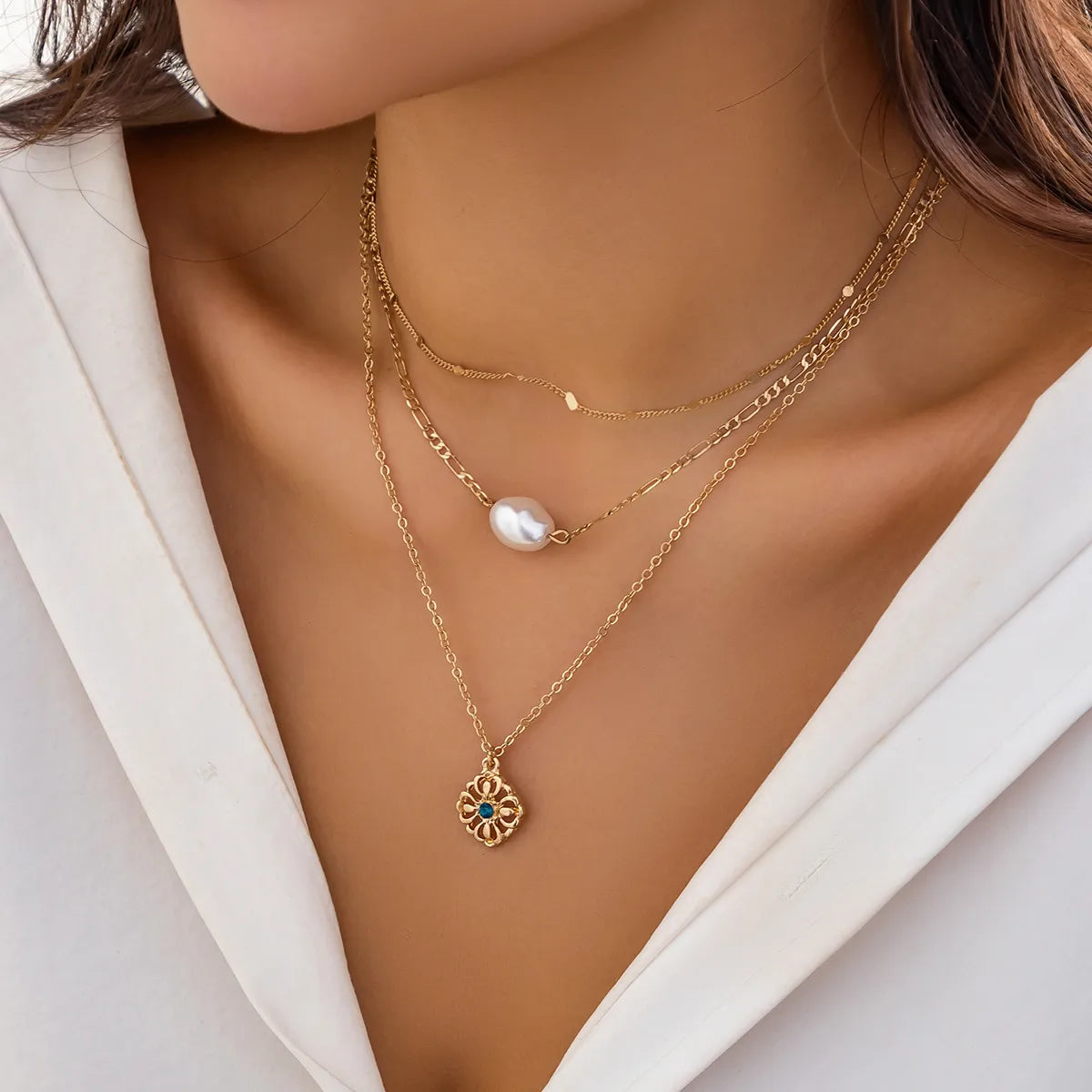 Retro Simple Style Classic Style Irregular Round Flower Imitation Pearl Alloy Copper Wholesale Necklace