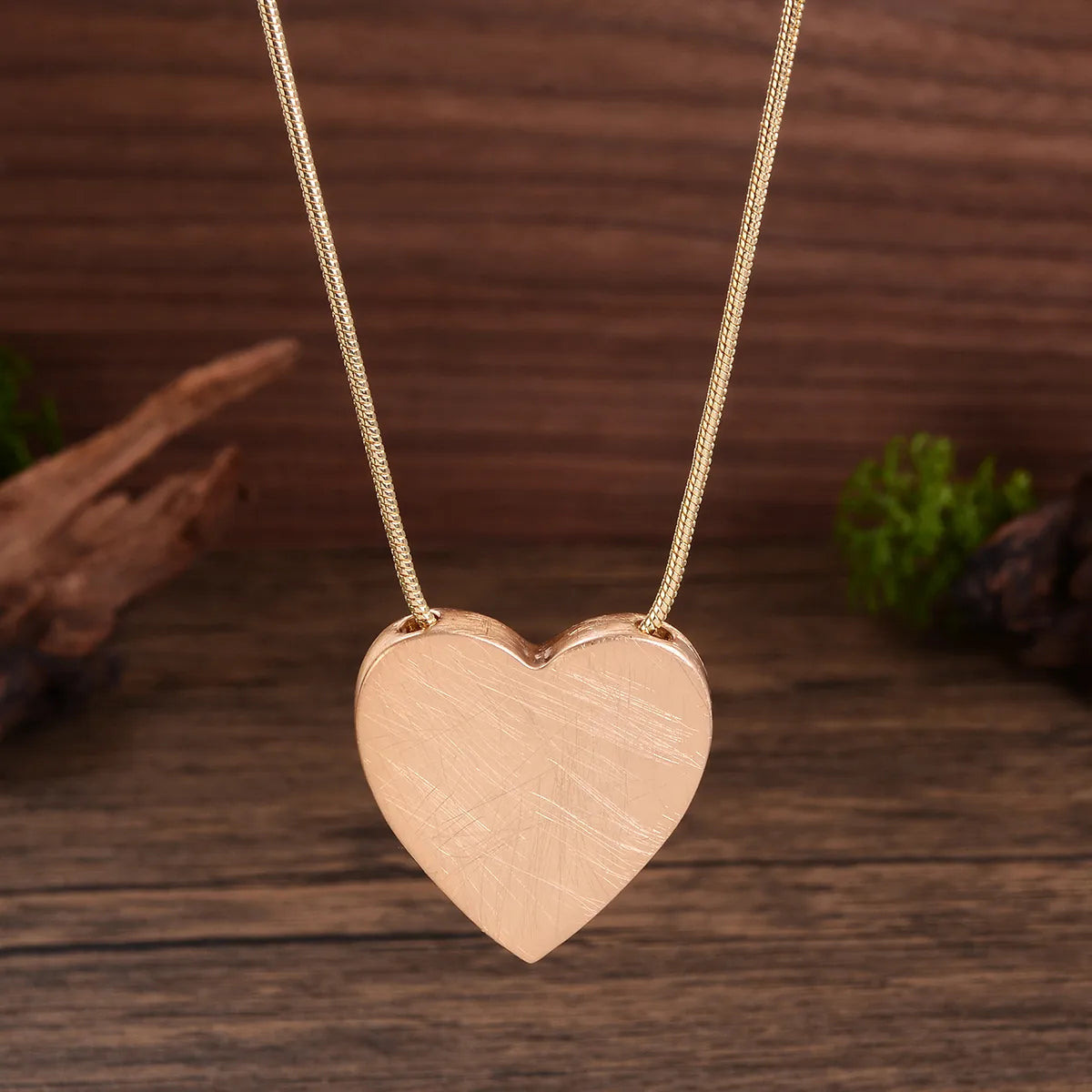 Retro Simple Style Heart Shape Alloy Wholesale Pendant Necklace