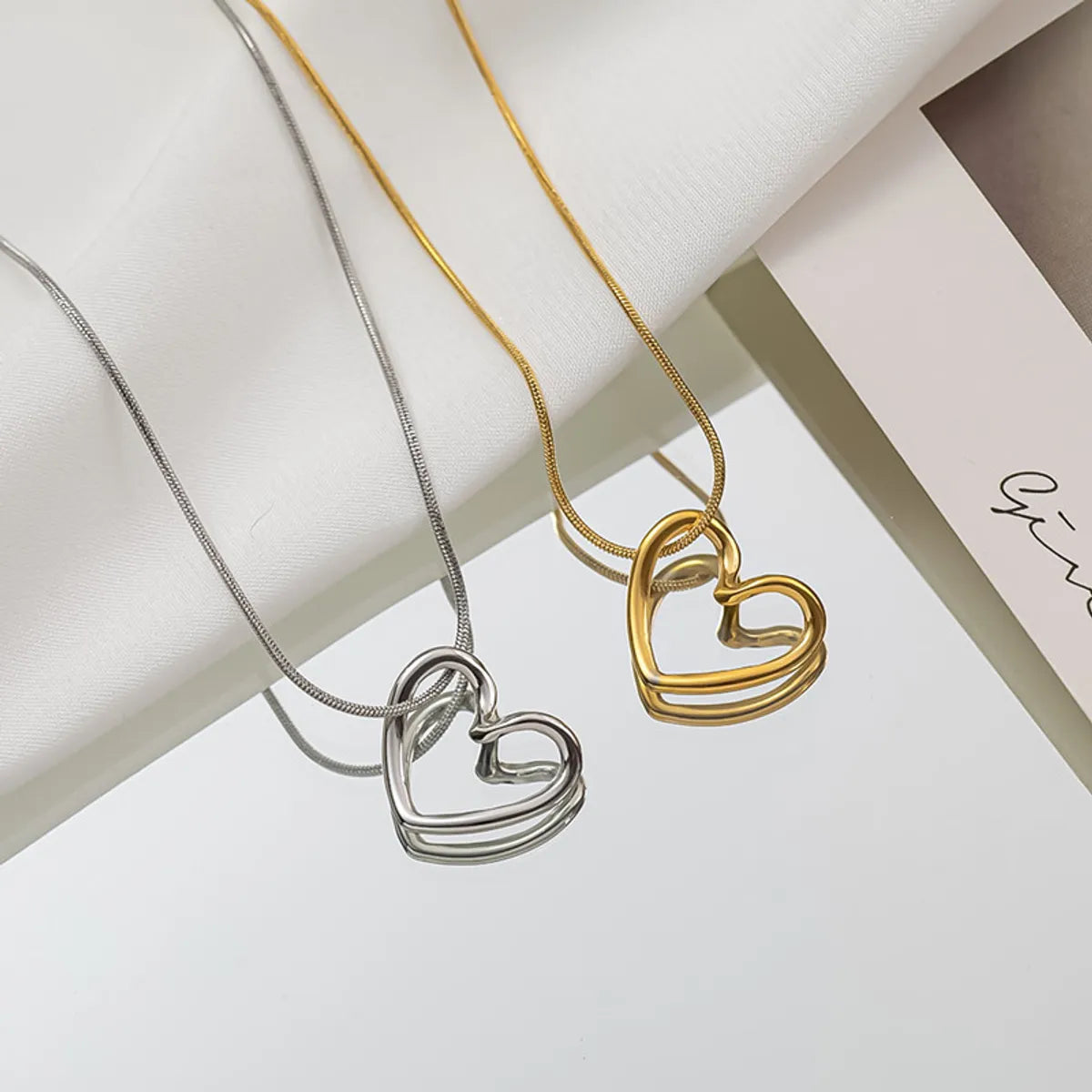 Retro Simple Style Heart Shape Titanium Steel Plating Necklace