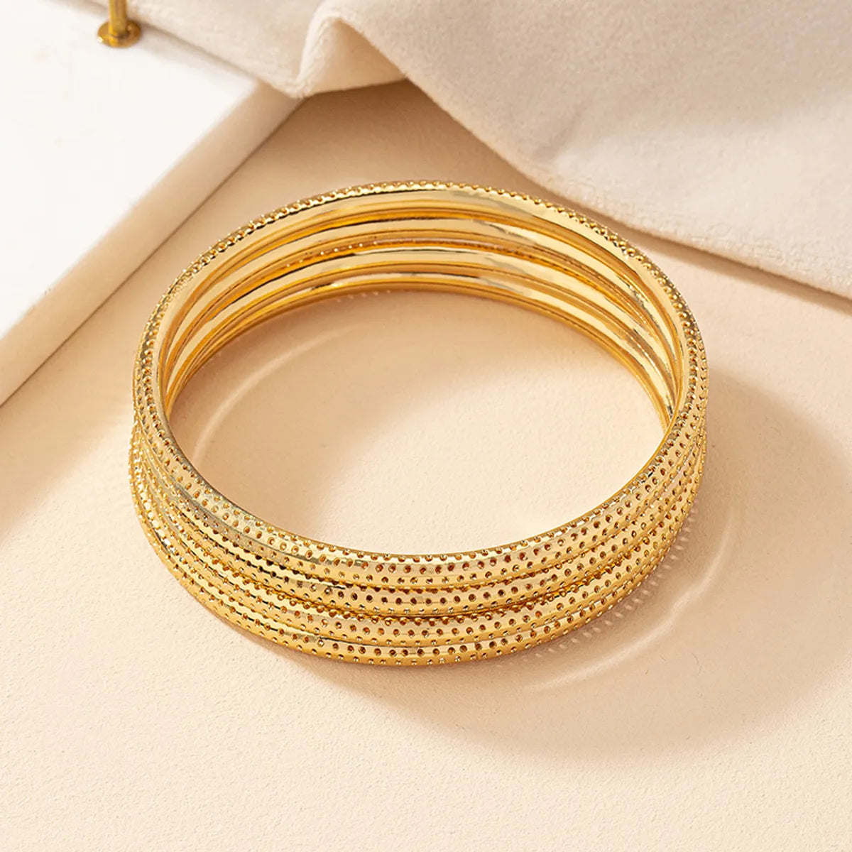 Retro Simple Style Round Iron Plating Women'S Bangle