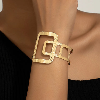 Retro Simple Style Solid Color Alloy Plating Gold Plated Women's Bangle