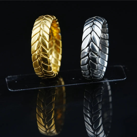 Retro Simple Style Solid Color Titanium Steel Irregular Plating Rings