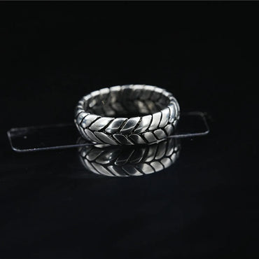 Retro Simple Style Solid Color Titanium Steel Irregular Plating Rings