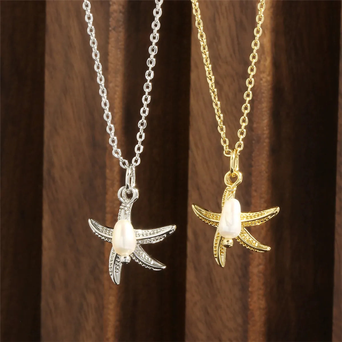 Retro Simple Style Starfish Freshwater Pearl Copper Plating 18k Gold Plated Pendant Necklace