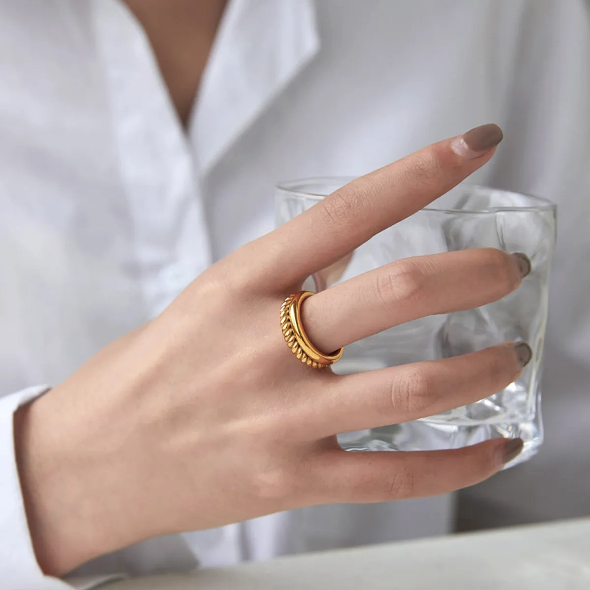 Retro Simple Style Twist Titanium Steel 18k Gold Plated Rings