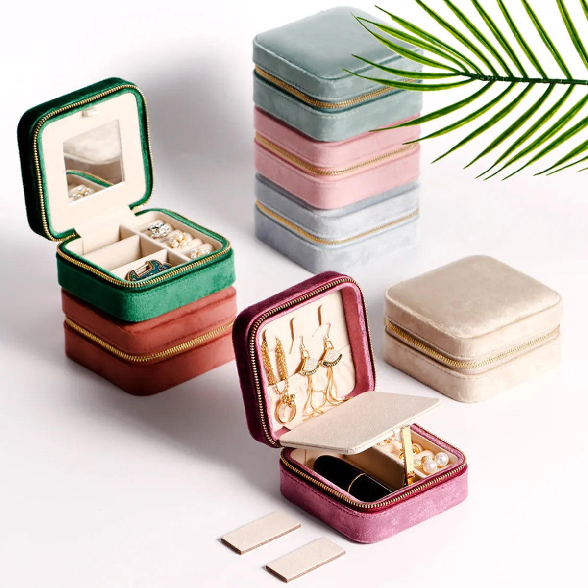 Retro Solid Color Flannel Jewelry Boxes