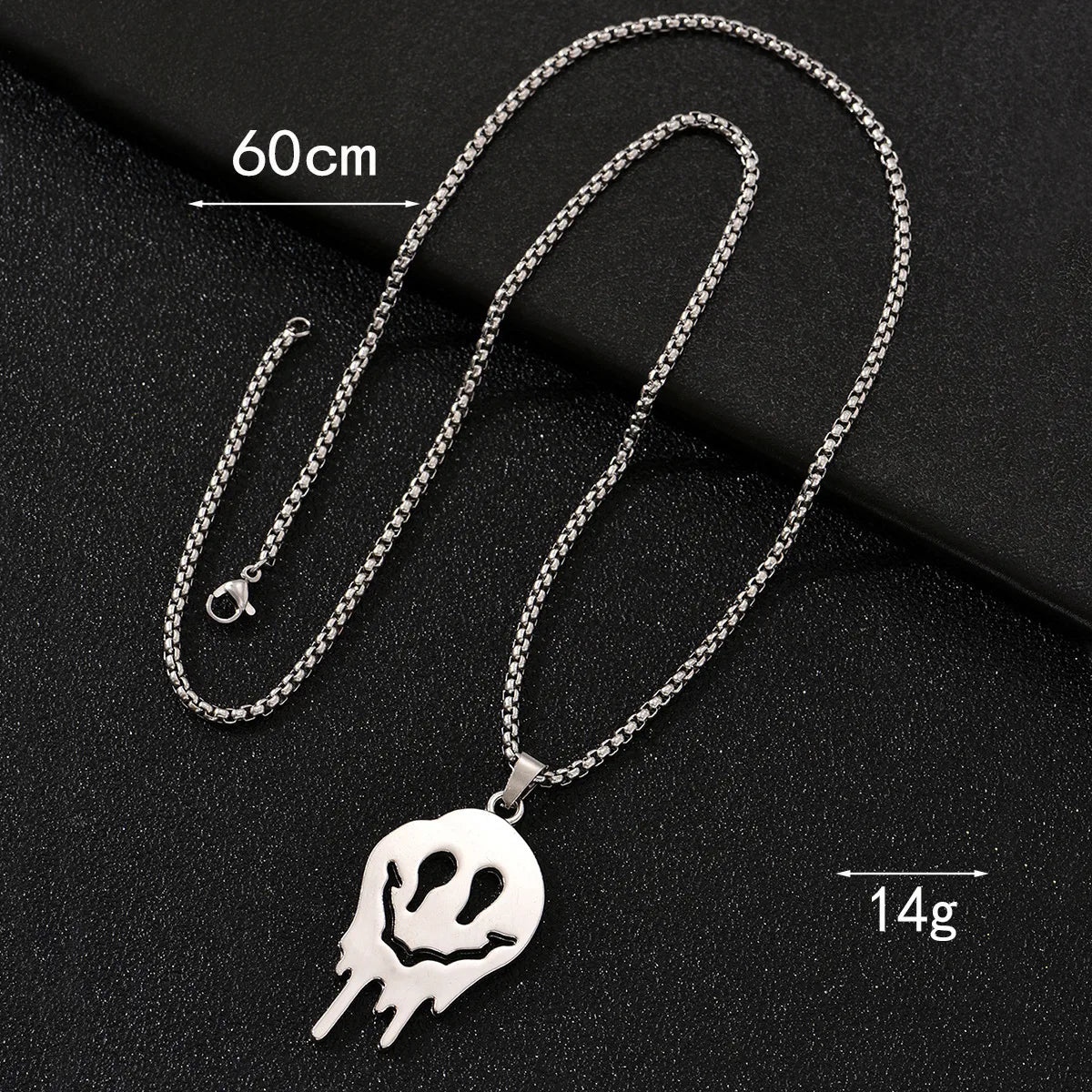 Retro Solid Color Titanium Steel Polishing Women'S Pendant Necklace