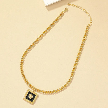 Retro Square Alloy Plating Gold Plated Women's Pendant Necklace