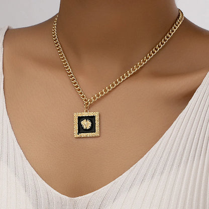 Retro Square Alloy Plating Gold Plated Women's Pendant Necklace