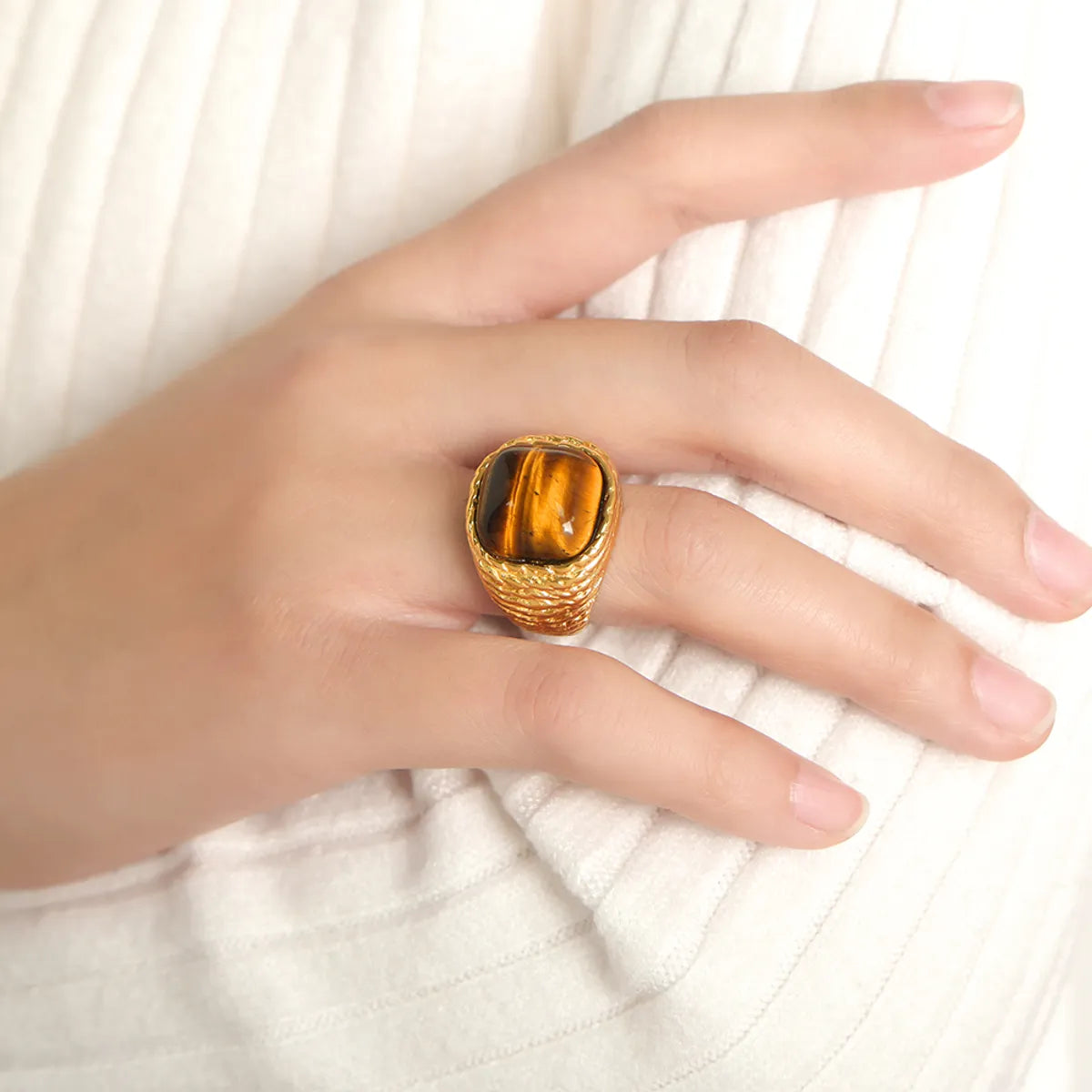 Retro Square Tiger Eye Titanium Steel 18K Gold Plated Pink Crystal Tiger Eye Rings In Bulk