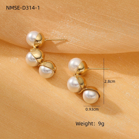 Retro Stainless Steel Heart Earrings With Electroplating Treatment