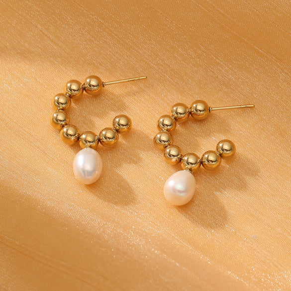 Retro Stainless Steel Heart Earrings With Electroplating Treatment