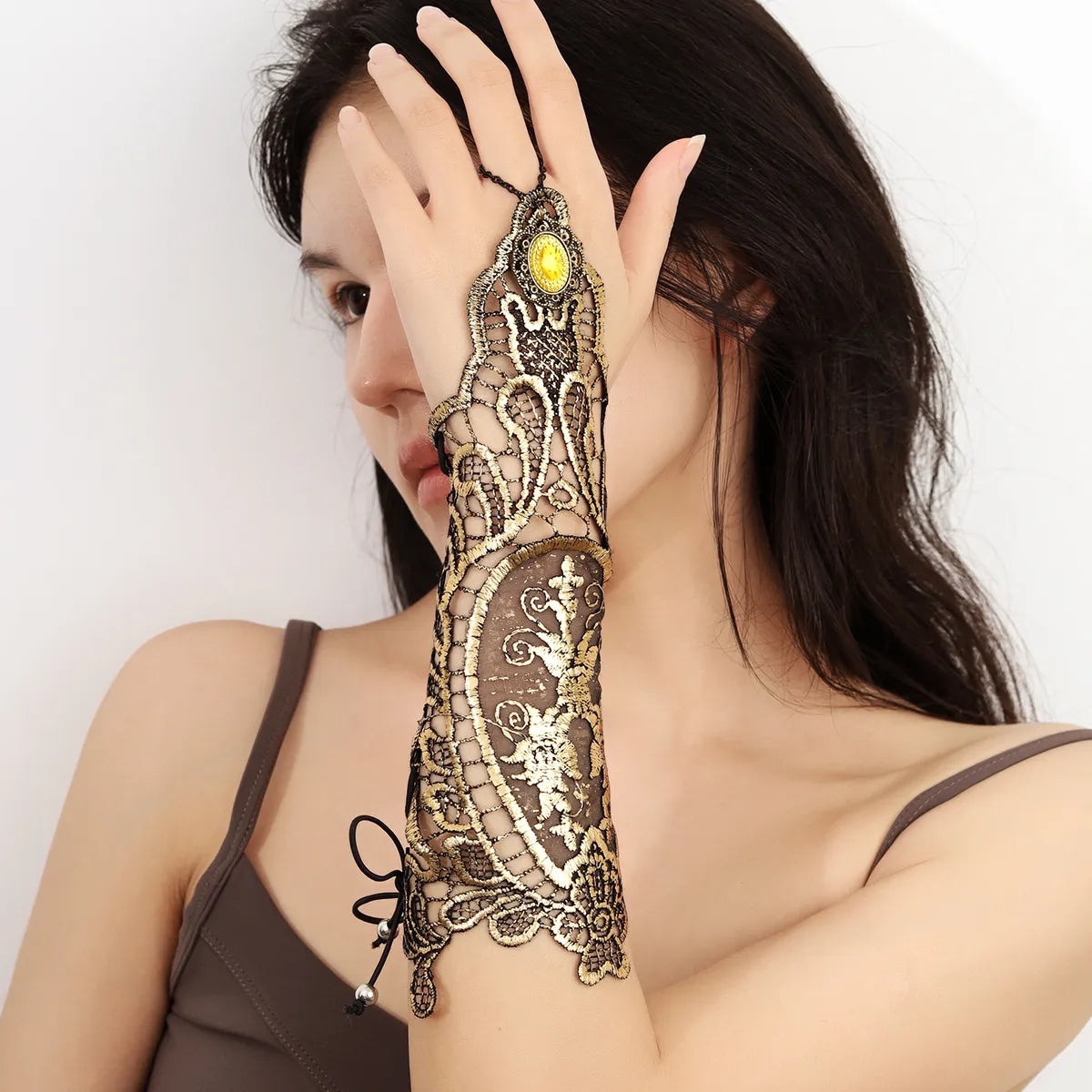 Retro Streetwear Geometric Alloy Women's Arm Bracelet