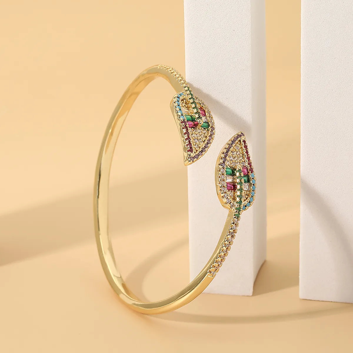 Retro Streetwear Geometric Copper Plating Inlay Zircon Bangle