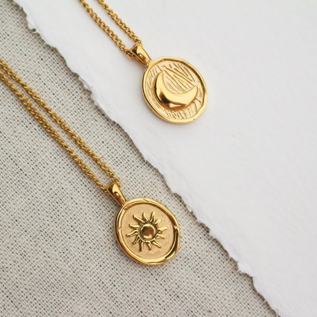 Wholesale Jewelry Retro Streetwear Round Sun Moon 201 Stainless Steel 304 Stainless Steel 18K Gold Plated Plating Pendant Necklace