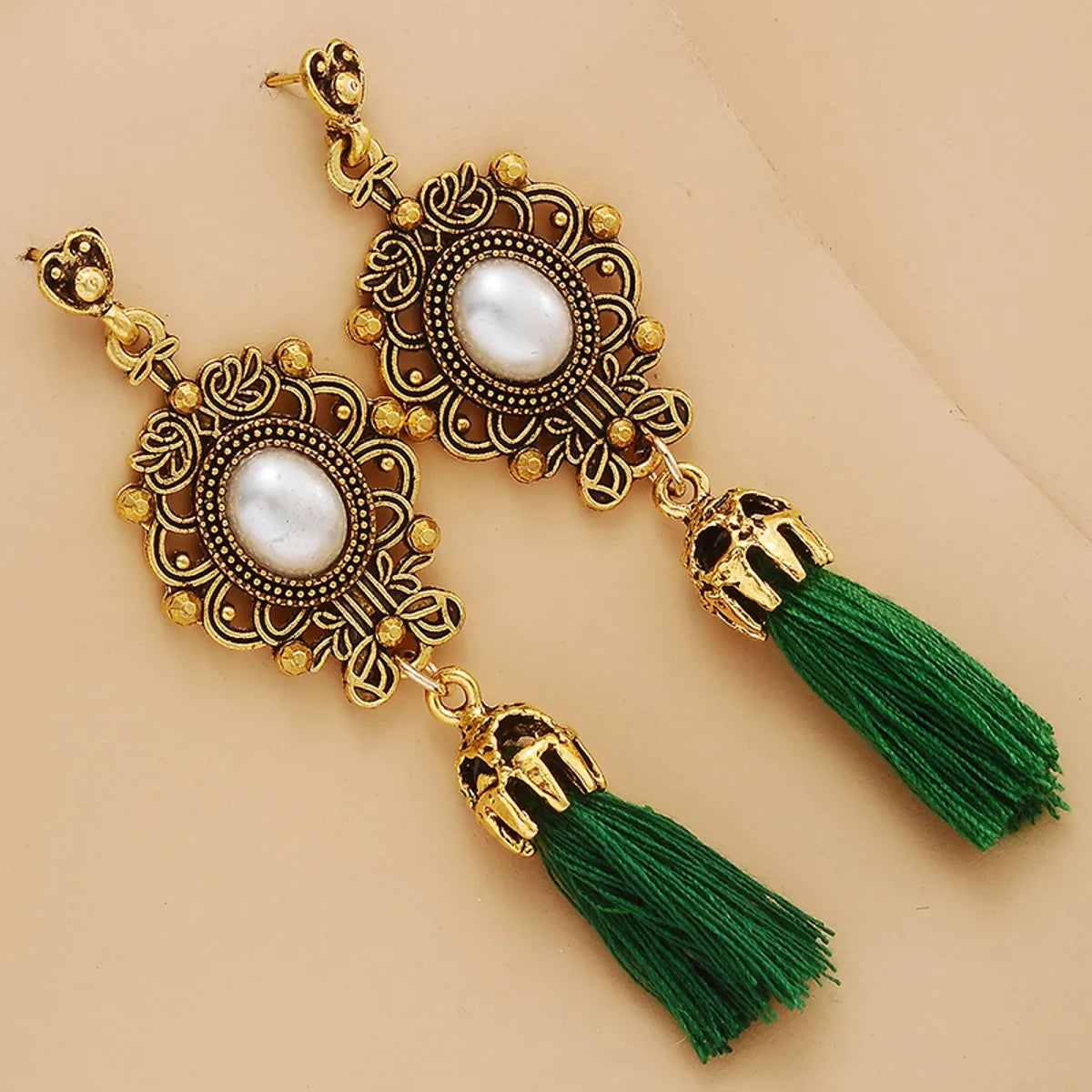 Retro Style Hollow Pearl Tassel Geometric Pendant Earrings